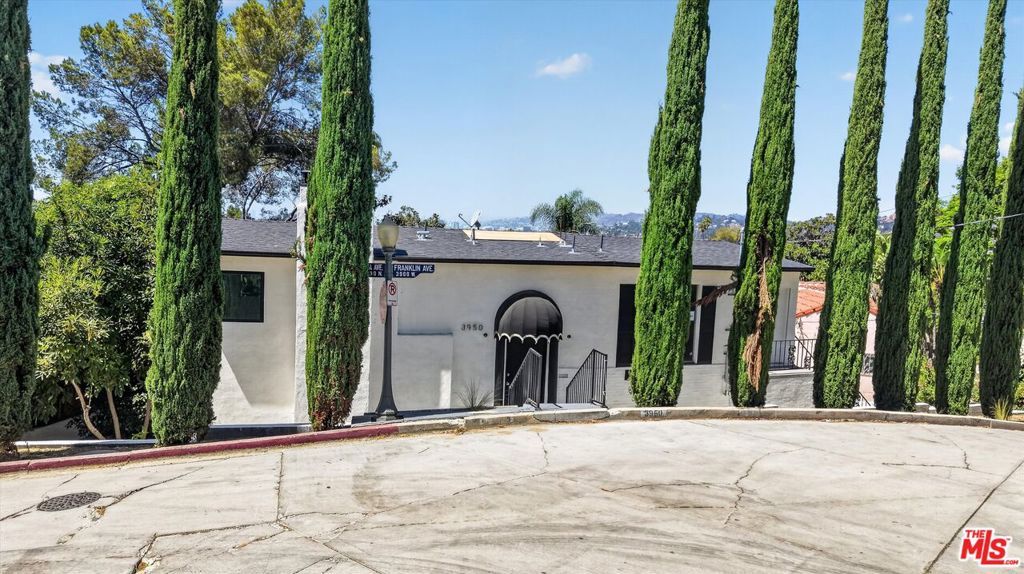 3950 Franklin Avenue, Los Angeles, CA 90027 — exterior