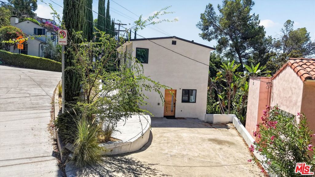 3950 Franklin Avenue, Los Angeles, CA 90027 — photo 2