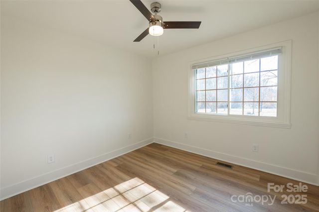 228 Brumley Road, Mooresville, NC 28115