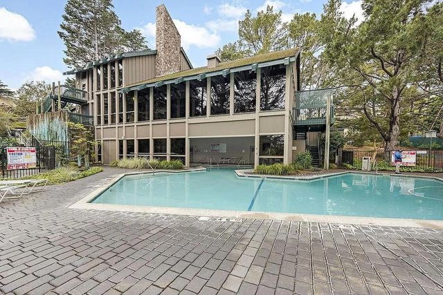 381 Half Moon Lane 209, Daly City, CA 94015