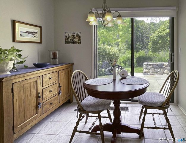 598 Heritage Village A, Southbury, CT 06488