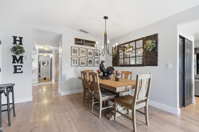 2436 Sandpiper Way, Cameron Park, CA 95682