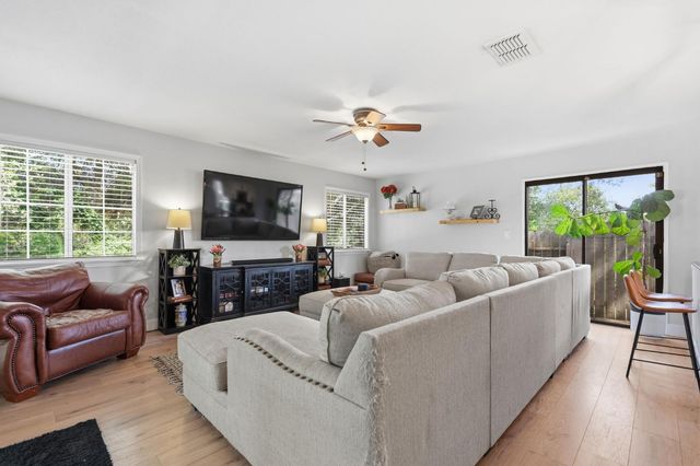 2436 Sandpiper Way, Cameron Park, CA 95682