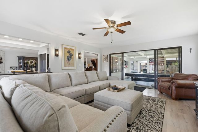 2436 Sandpiper Way, Cameron Park, CA 95682