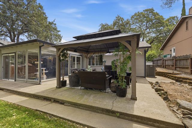 2436 Sandpiper Way, Cameron Park, CA 95682