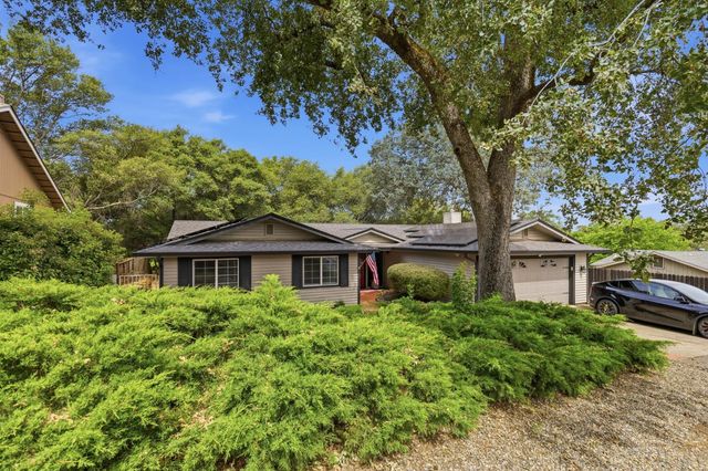 2436 Sandpiper Way, Cameron Park, CA 95682