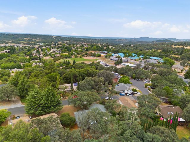 2436 Sandpiper Way, Cameron Park, CA 95682