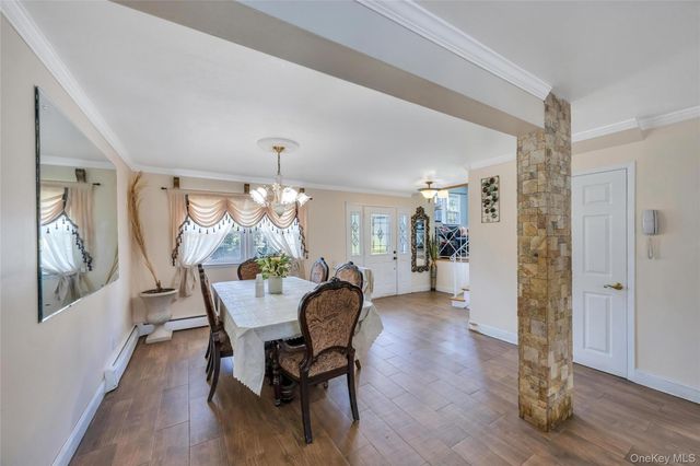 99 Schneider Lane, Hauppauge, NY 11788