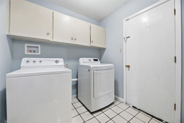 6105 Oakclaire DR, Austin, TX 78735