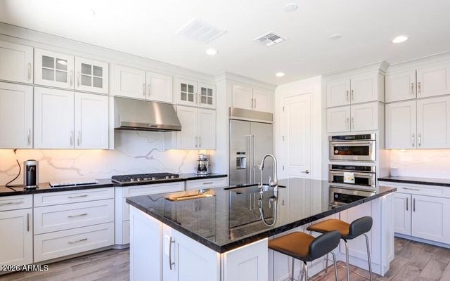 948 W YOSEMITE Drive, Chandler, AZ 85248
