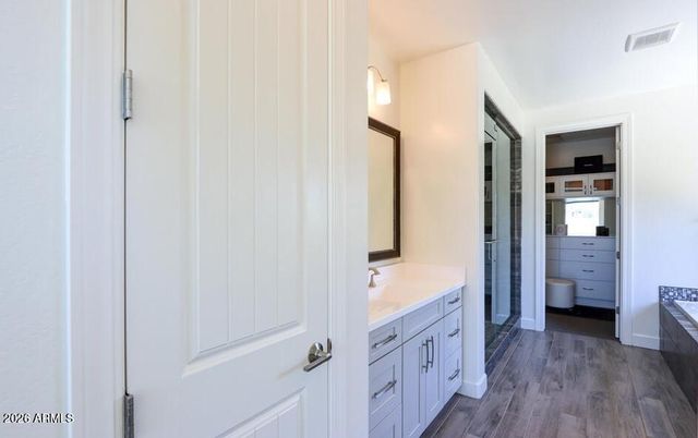 948 W YOSEMITE Drive, Chandler, AZ 85248