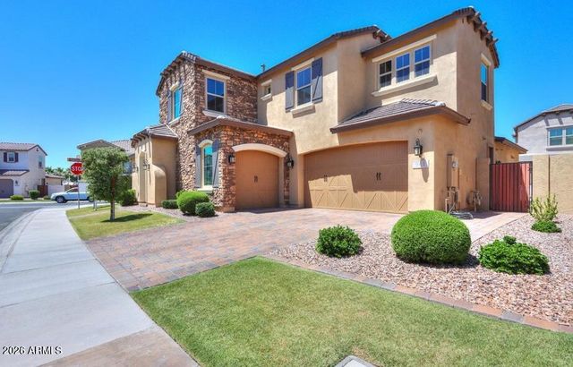 948 W YOSEMITE Drive, Chandler, AZ 85248
