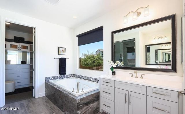 948 W YOSEMITE Drive, Chandler, AZ 85248
