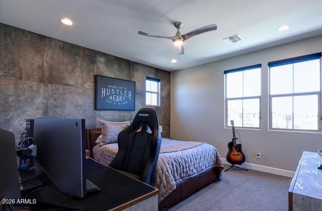 948 W YOSEMITE Drive, Chandler, AZ 85248