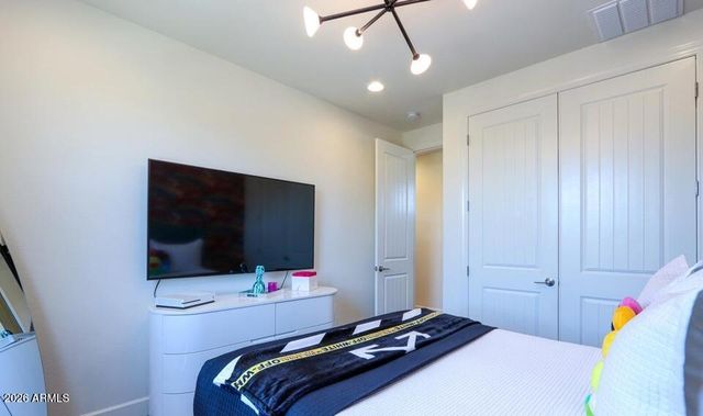 948 W YOSEMITE Drive, Chandler, AZ 85248