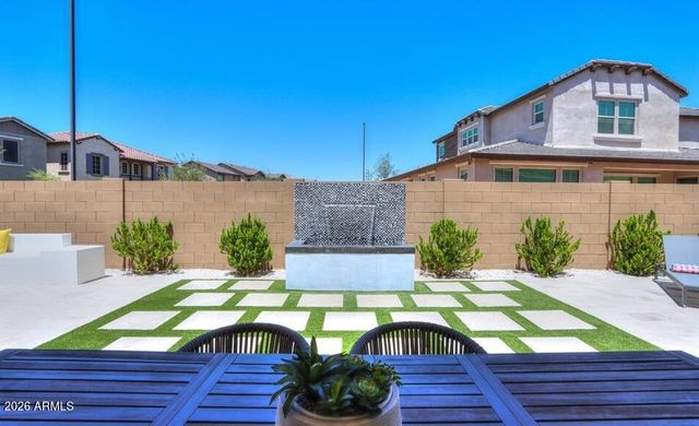 948 W YOSEMITE Drive, Chandler, AZ 85248