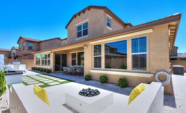 948 W YOSEMITE Drive, Chandler, AZ 85248