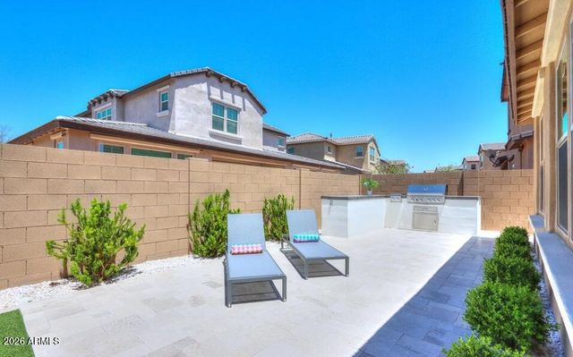 948 W YOSEMITE Drive, Chandler, AZ 85248