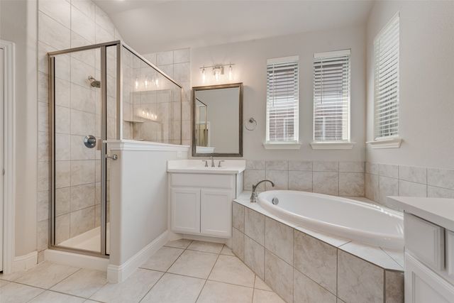 2605 Melrose Drive, Mansfield, TX 76084