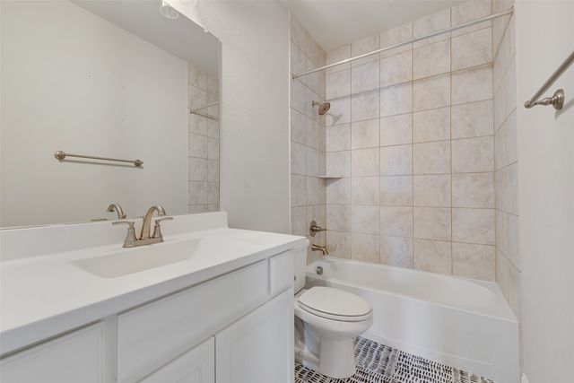2605 Melrose Drive, Mansfield, TX 76084
