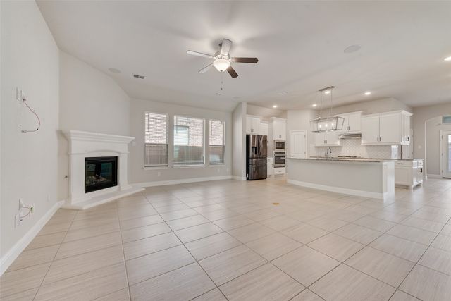 2605 Melrose Drive, Mansfield, TX 76084