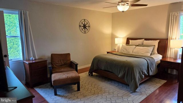 3733 VIEWPOINT CT, Slatington, PA 18080
