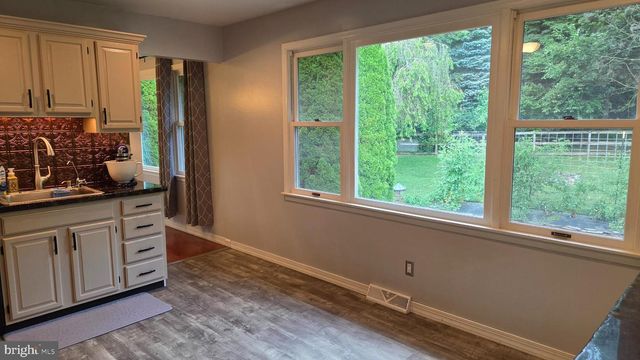 3733 VIEWPOINT CT, Slatington, PA 18080