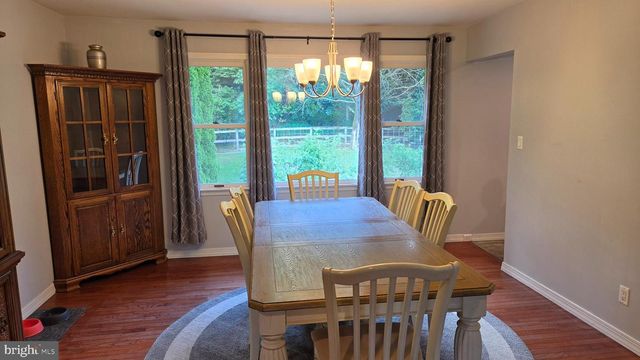 3733 VIEWPOINT CT, Slatington, PA 18080