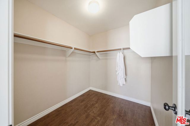28926 Mirada Circulo, Valencia, CA 91354