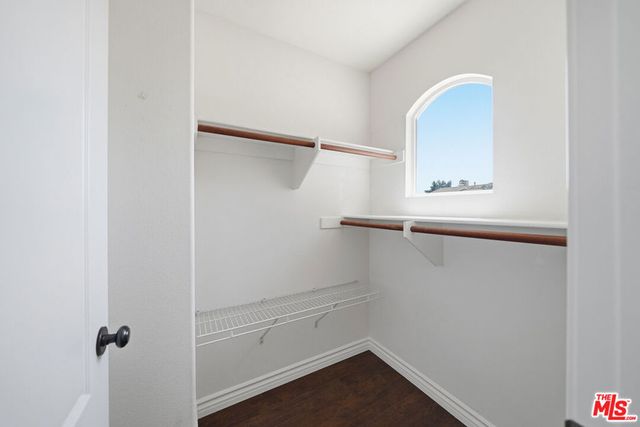 28926 Mirada Circulo, Valencia, CA 91354