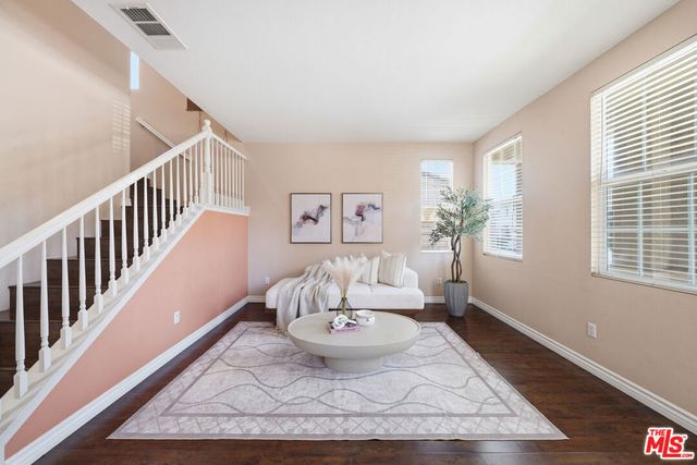 28926 Mirada Circulo, Valencia, CA 91354