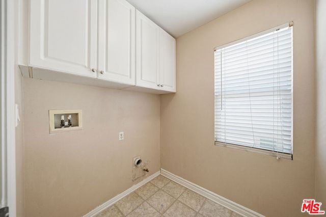 28926 Mirada Circulo, Valencia, CA 91354