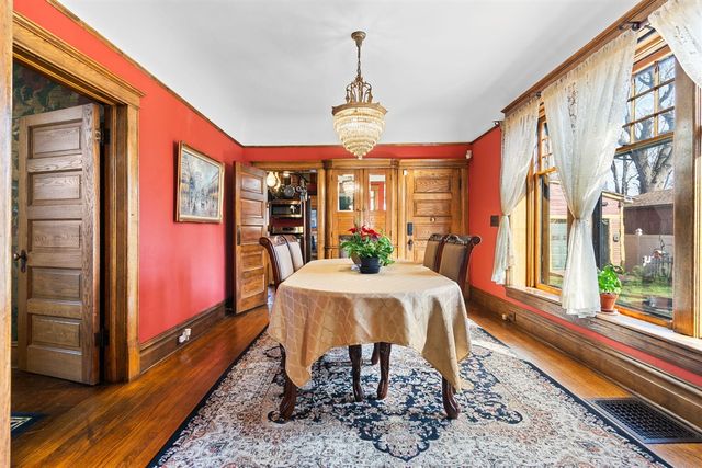 1401 Greenwood Avenue, Jackson, MI 49203