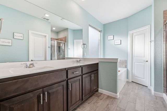 1044 Blackhorse Trail, Fort Worth, TX 76247