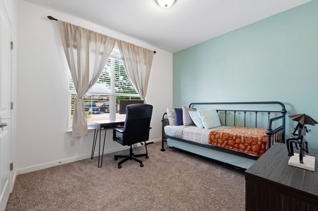 1044 Blackhorse Trail, Fort Worth, TX 76247