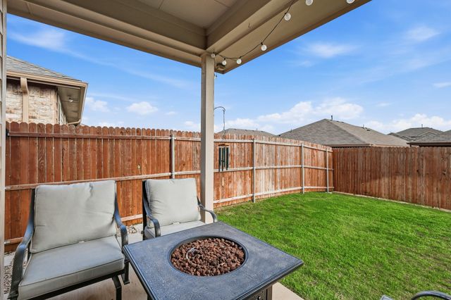 1044 Blackhorse Trail, Fort Worth, TX 76247
