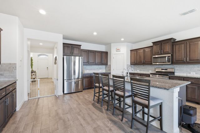 1044 Blackhorse Trail, Fort Worth, TX 76247