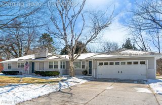 1032 Kennebec Road, Grand Blanc, MI 48439