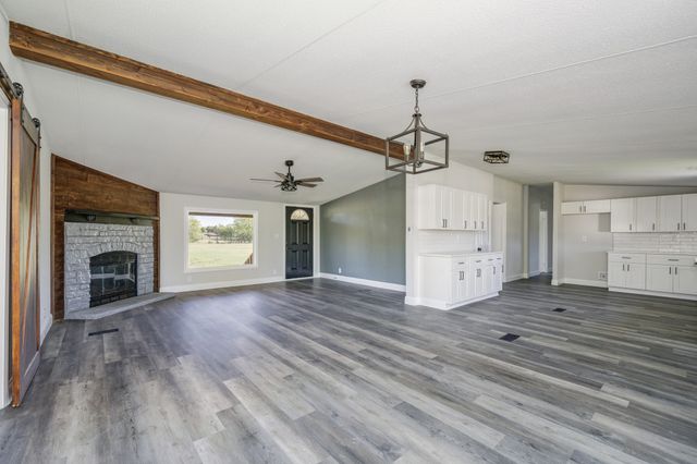 5774 Farm Road 904 S, Commerce, TX 75448