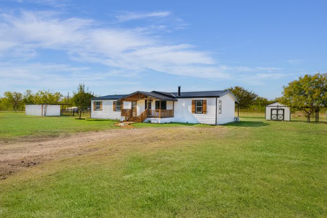 5774 Farm Road 904 S, Commerce, TX 75448