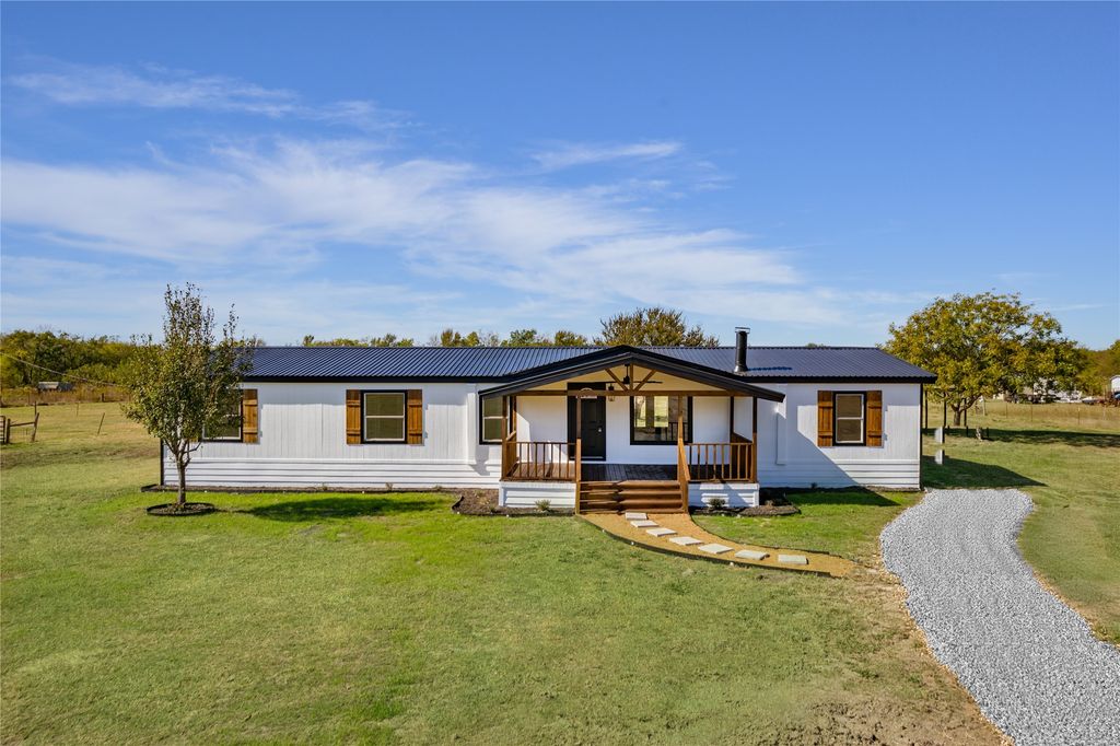 5774 Farm Road 904 S, Commerce, TX 75448