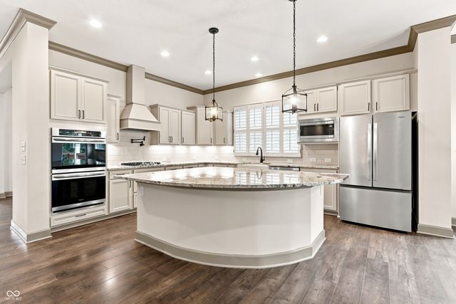 11162 Cliffside Drive, Fortville, IN 46040