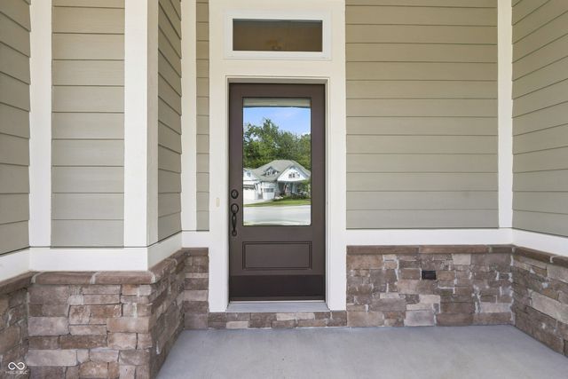11162 Cliffside Drive, Fortville, IN 46040