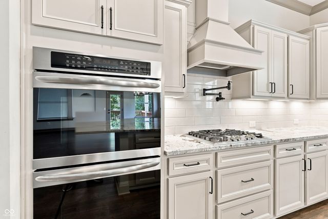 11162 Cliffside Drive, Fortville, IN 46040
