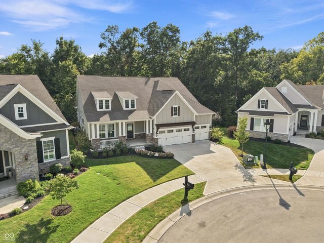 11162 Cliffside Drive, Fortville, IN 46040