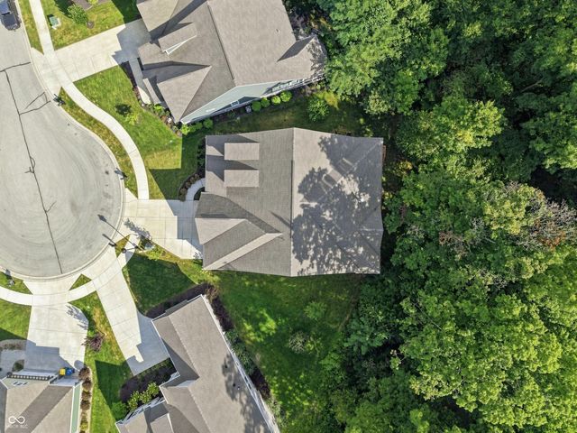 11162 Cliffside Drive, Fortville, IN 46040