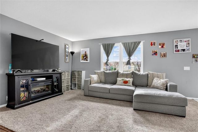 1016 NE 104 Terrace, Kansas City, MO 64155