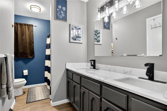 1016 NE 104 Terrace, Kansas City, MO 64155