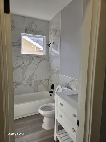 1555 WELLINGTON ST, Memphis, TN 38106