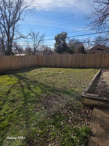 1555 WELLINGTON ST, Memphis, TN 38106